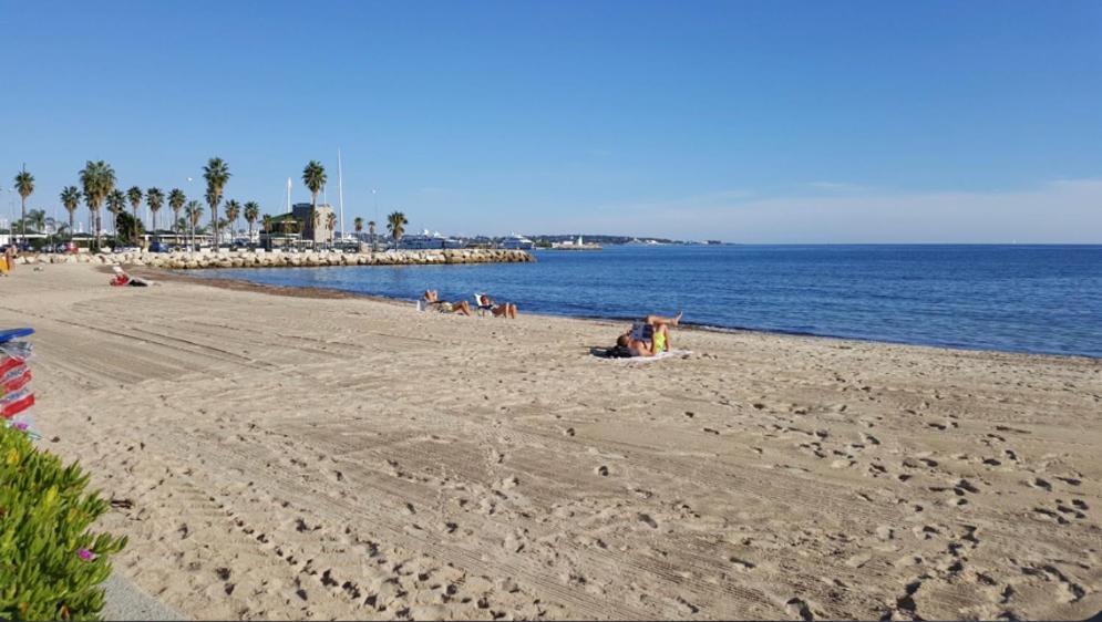Spacieux Studio A Golfe Juan 2 Minutes Des Plages Vallauris Dış mekan fotoğraf